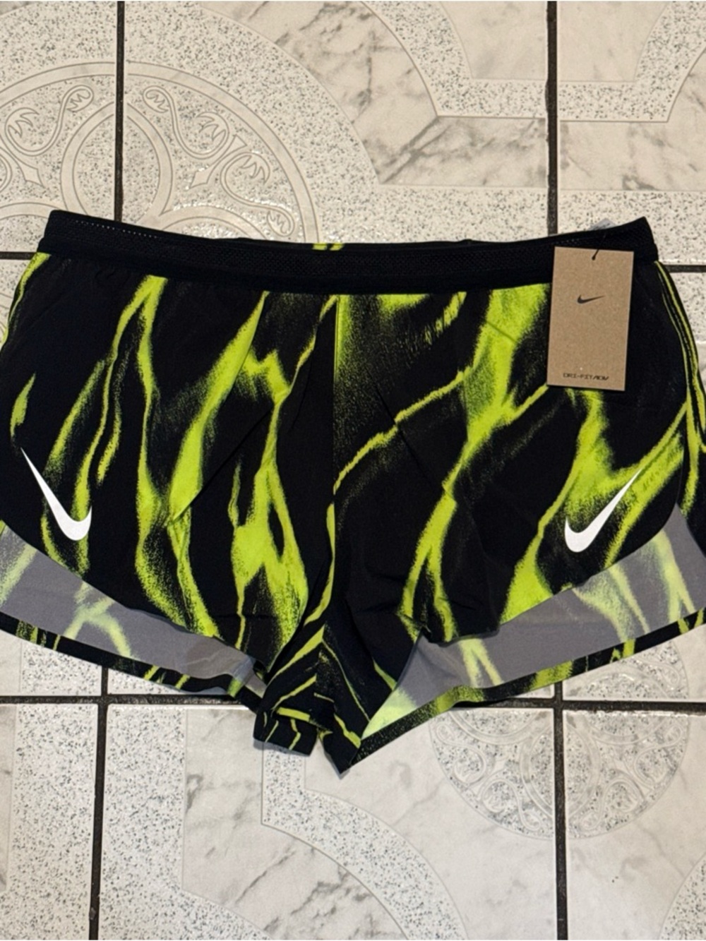 New Nike Aeroswift Dri-FIT ADV 2" Running Shorts Black Men’s Sz Large HV2645-702